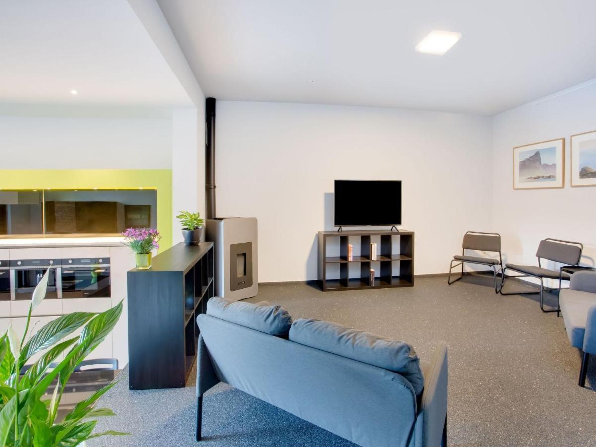 Modern Holiday Home In Scherpenheuvel With Infrared Sauna Bagian luar foto