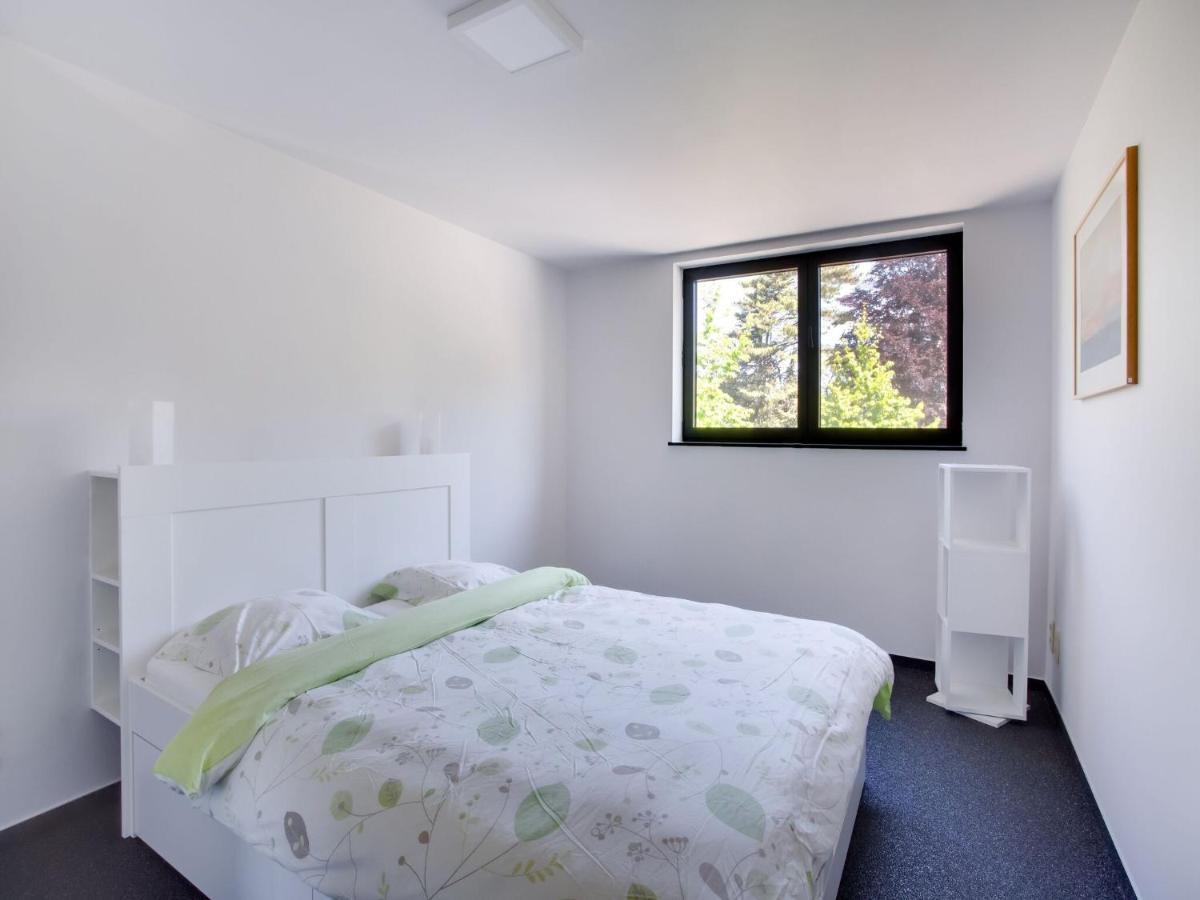 Modern Holiday Home In Scherpenheuvel With Infrared Sauna Bagian luar foto